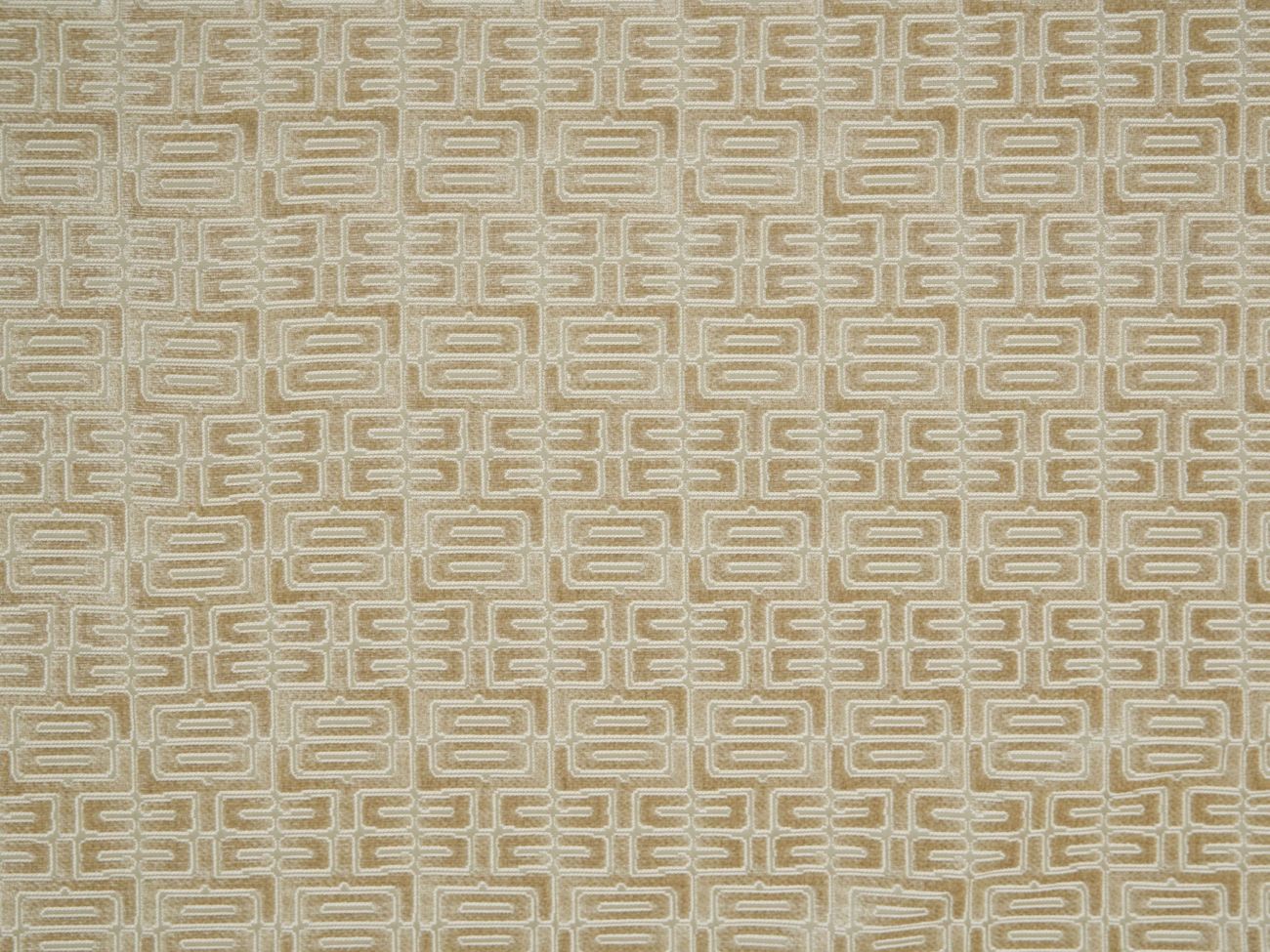 Ткань для оибвки мебели Labyrinth velvet от Jim Thompson.